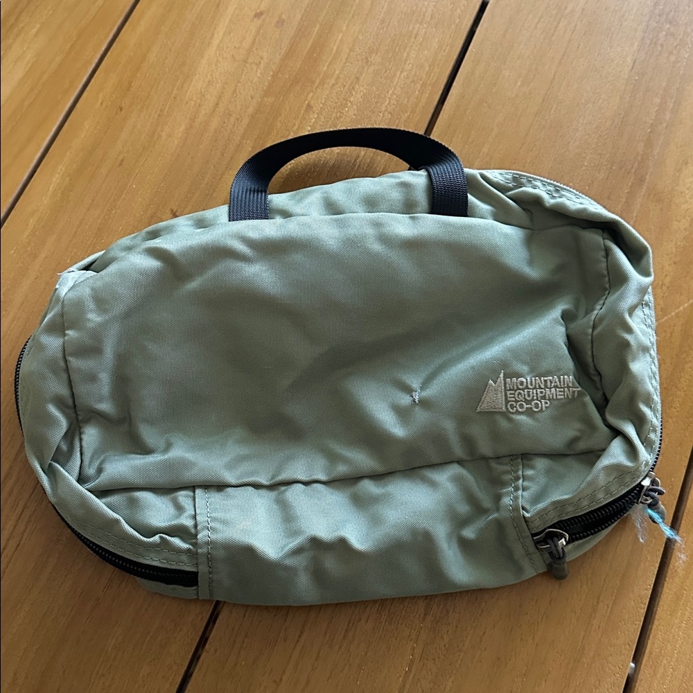 Green Travel Pouch